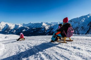 winter-rodeln-rastkogel-foto-dominic-ebenbichler_tvbmayrhofen_.jpg