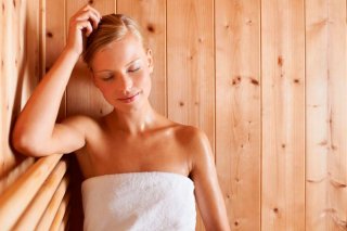 2_hotel_strolz_mayrhofen_wellness_sauna_istock-465418573.jpg