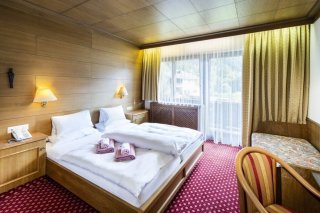 4_hotel_strolz_mayrhofen_zimmer.jpg